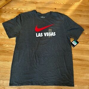 Never washed or worn. No storage smell pet and smoke free clean home